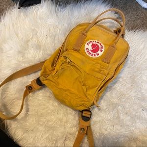 FJALLRAVEN MINI BACKPACK